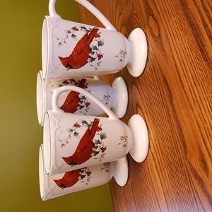 Pfaltzgraff Winterberry Cardinal Pedestal Coffee Cups, Set of 4